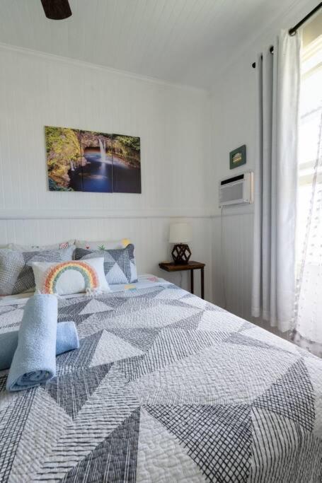 Somewhere Over The Rainbow Loft With Ac Хило Экстерьер фото